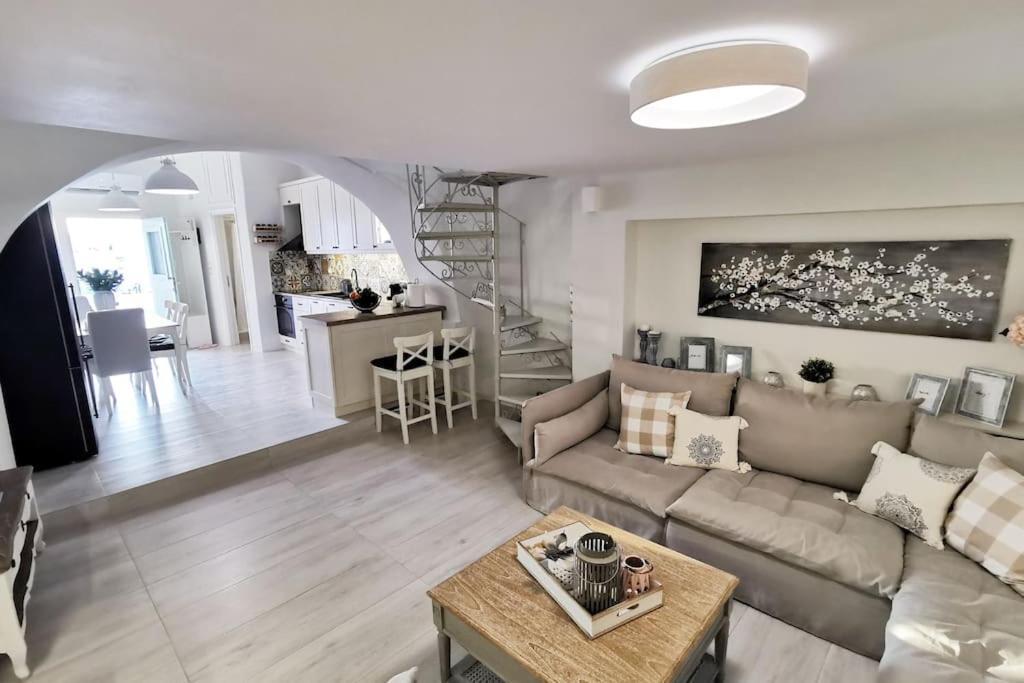 Villa The Minty Door Boutique House Naoussa Esterno foto